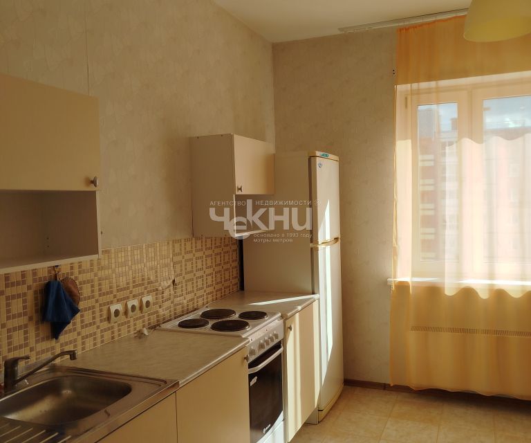 Сдаётся 2-комнатная квартира, 66 м²