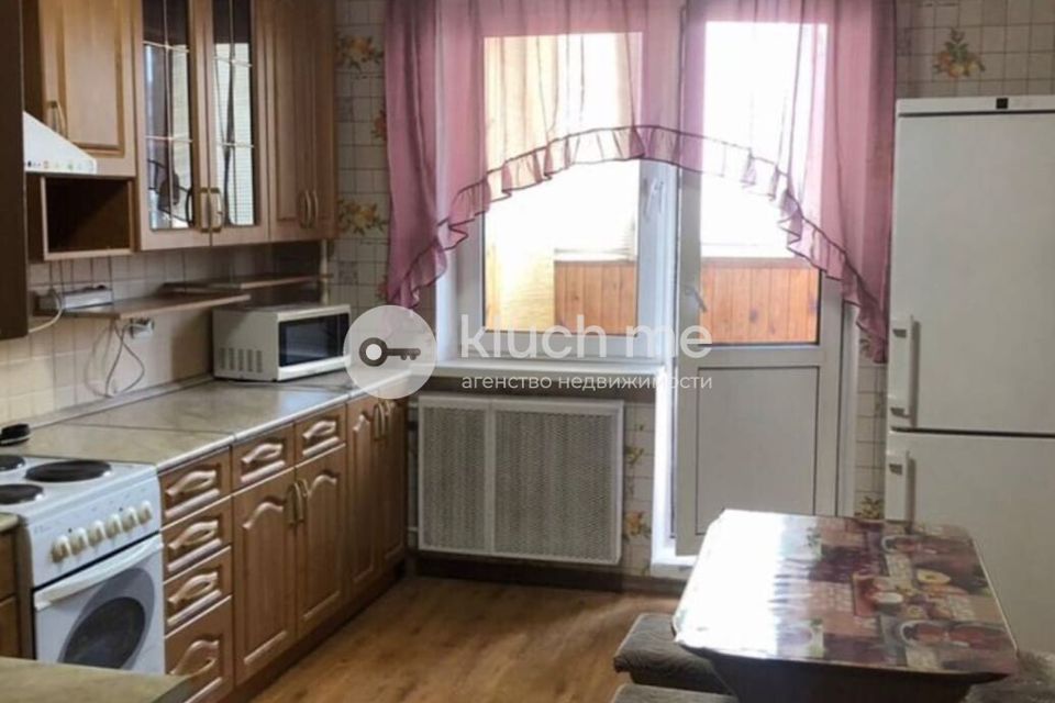 Продаётся 1-комнатная квартира, 47.5 м²