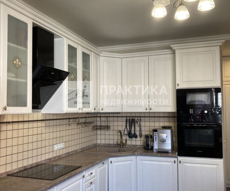 Продаётся 3-комнатная квартира, 92.4 м²