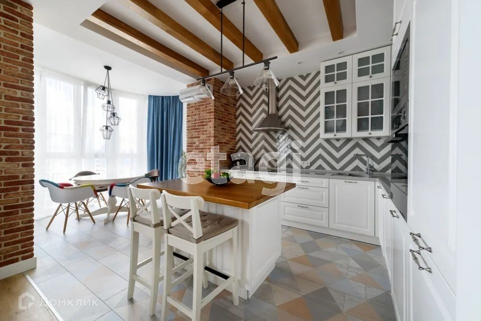 Продаётся 3-комнатная квартира, 93.8 м²