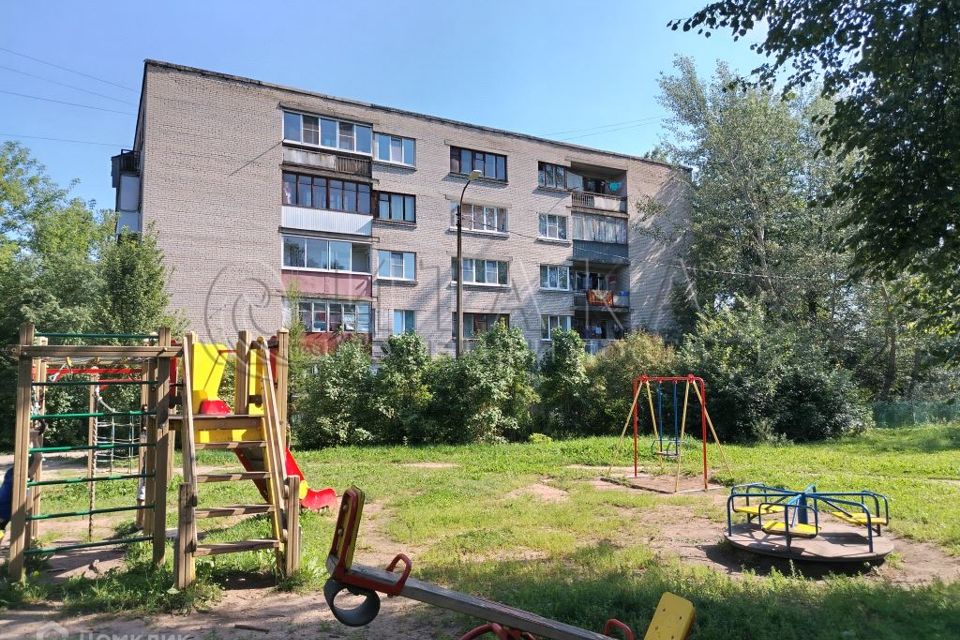 Продаётся 5-комнатная квартира, 113.7 м²