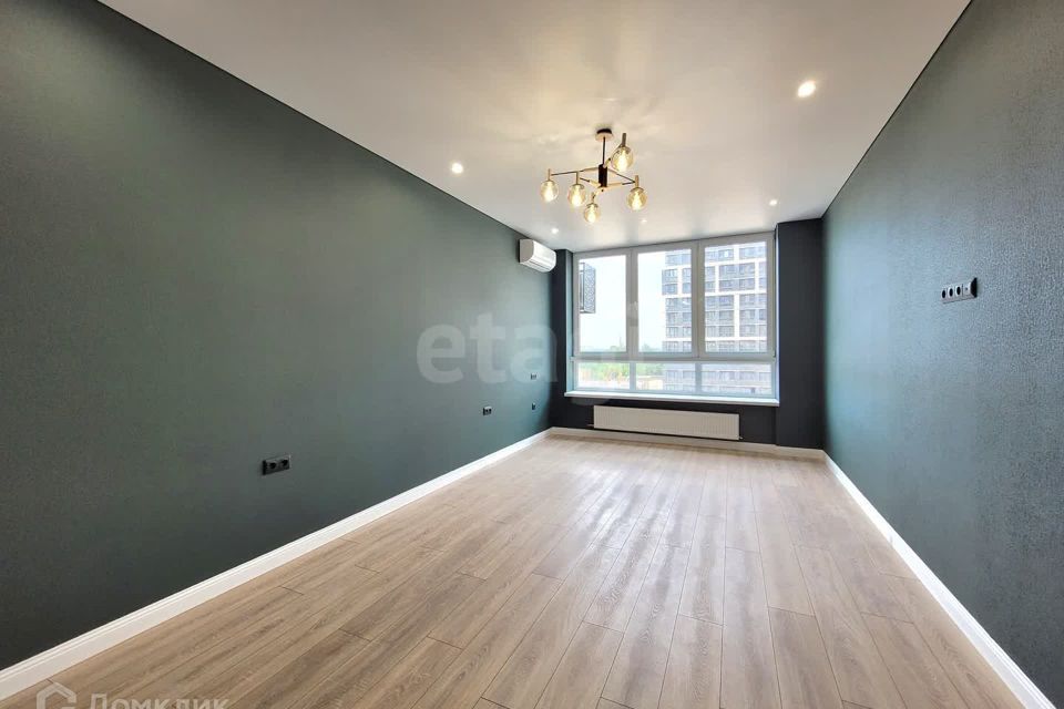 Продаётся 1-комнатная квартира, 41.8 м²