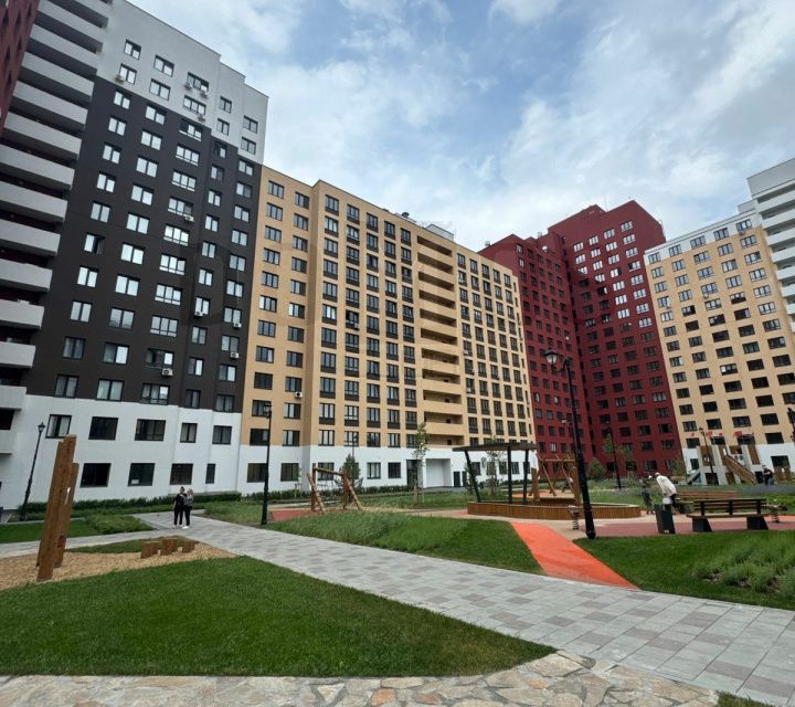 Продаётся 1-комнатная квартира, 35.9 м²