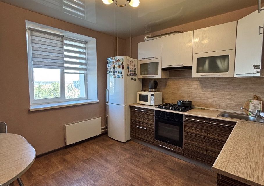 Продаётся 2-комнатная квартира, 71.8 м²