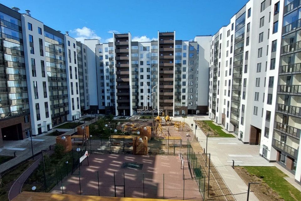Продаётся 2-комнатная квартира, 81 м²