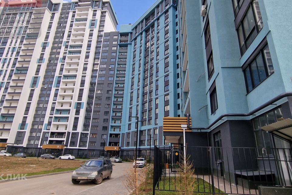 Продаётся 1-комнатная квартира, 42.21 м²
