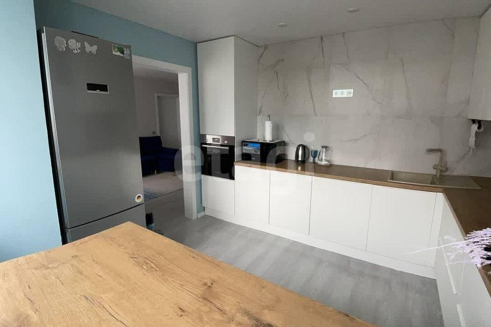 Продаётся 3-комнатная квартира, 56.2 м²