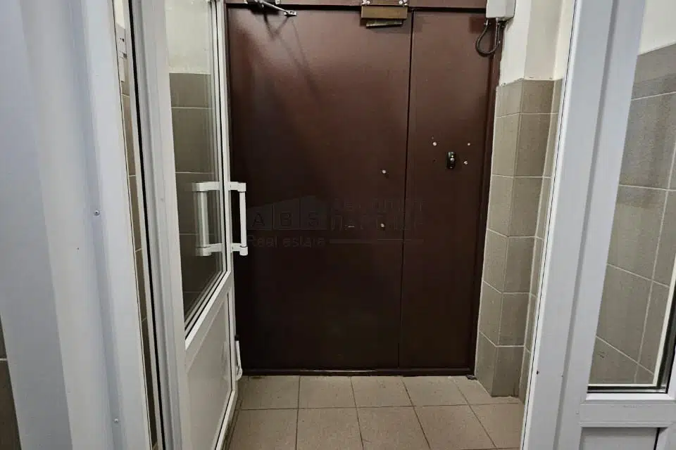 Продаётся 4-комнатная квартира, 75.8 м²