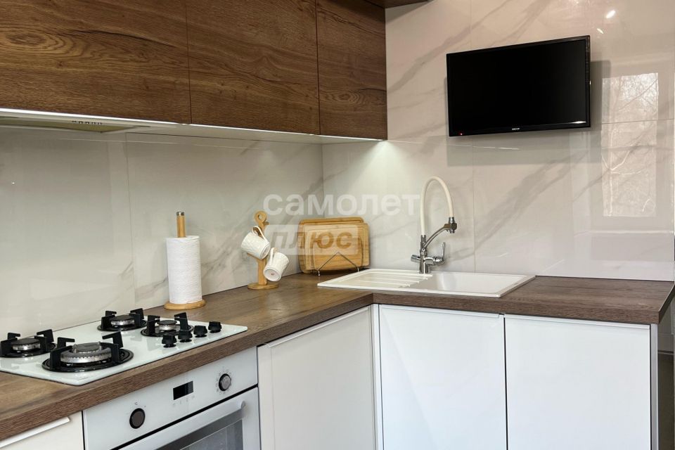 Продаётся 3-комнатная квартира, 57.4 м²
