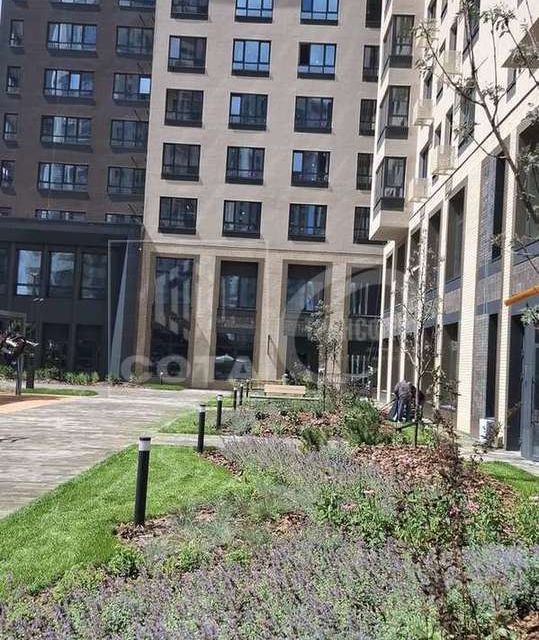 Продаётся 2-комнатная квартира, 69.2 м²