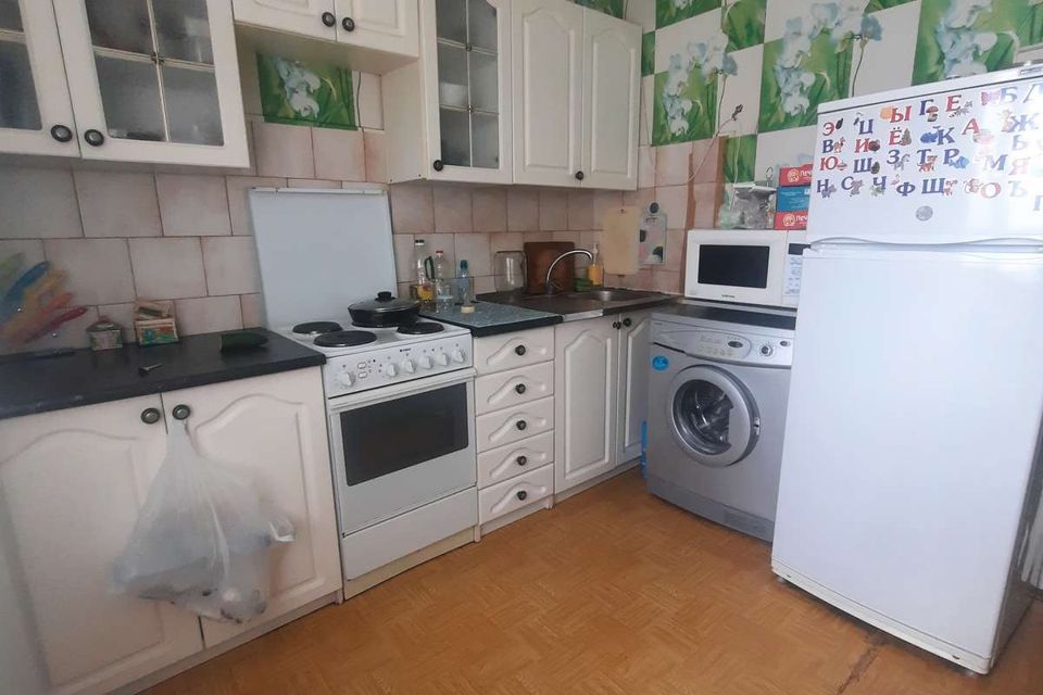 Продаётся 1-комнатная квартира, 37.7 м²