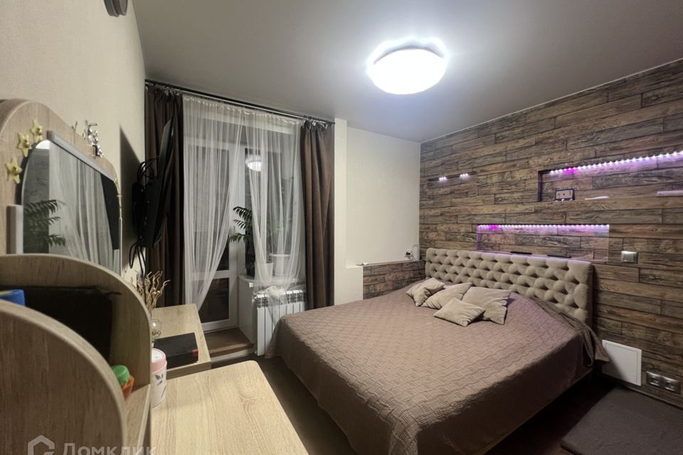 Продаётся 4-комнатная квартира, 73.7 м²