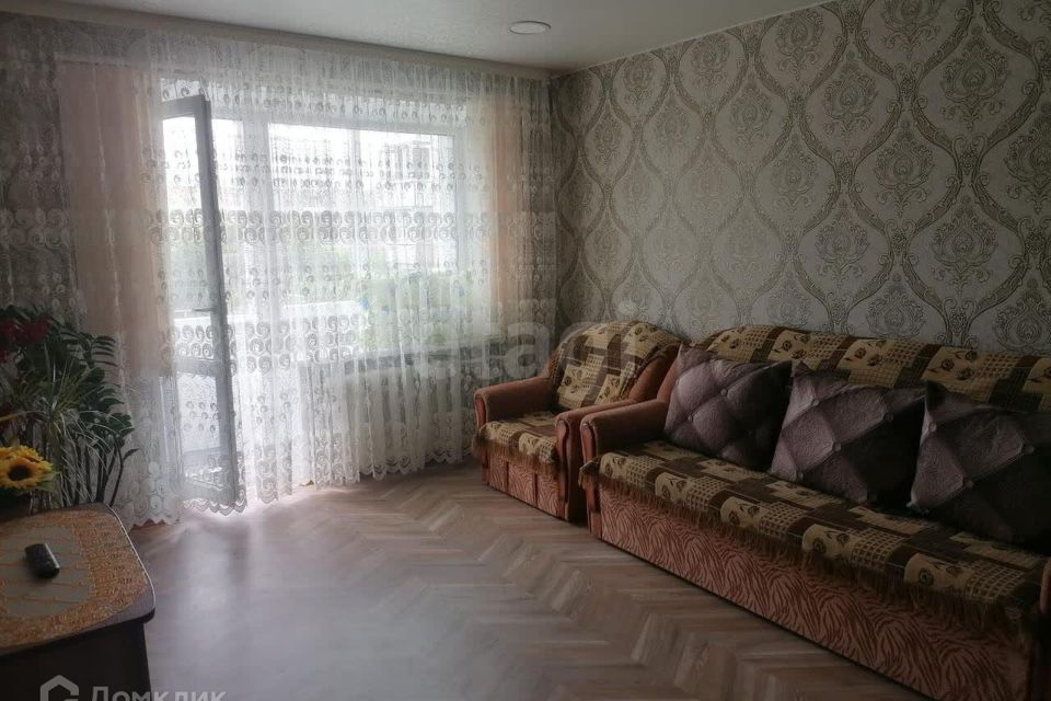 Продаётся 4-комнатная квартира, 80 м²