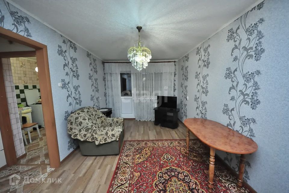 Продаётся 3-комнатная квартира, 59.3 м²