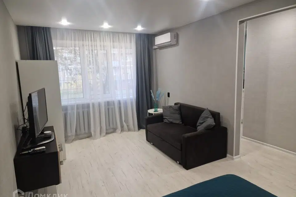 Продаётся 1-комнатная квартира, 30.7 м²