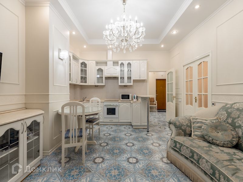 Сдаётся 2-комнатная квартира, 70 м²