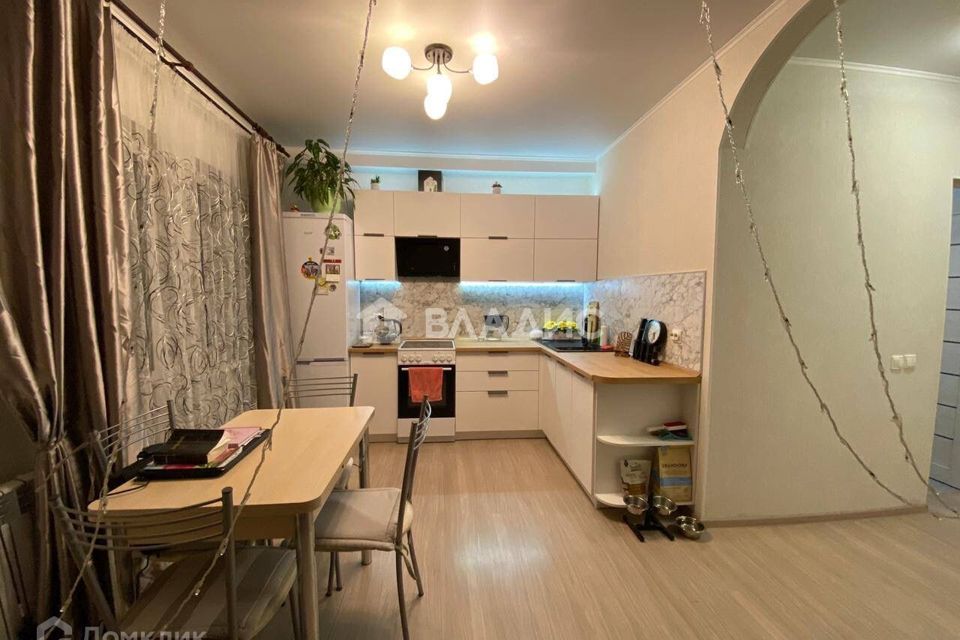 Продаётся 1-комнатная квартира, 49.3 м²