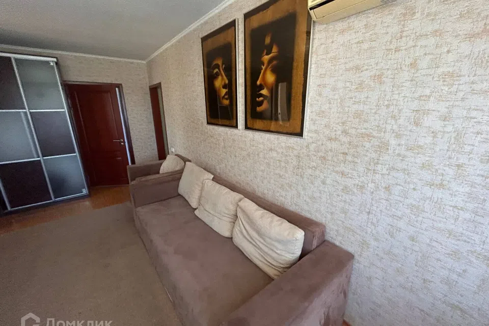 Сдаётся 3-комнатная квартира, 70 м²
