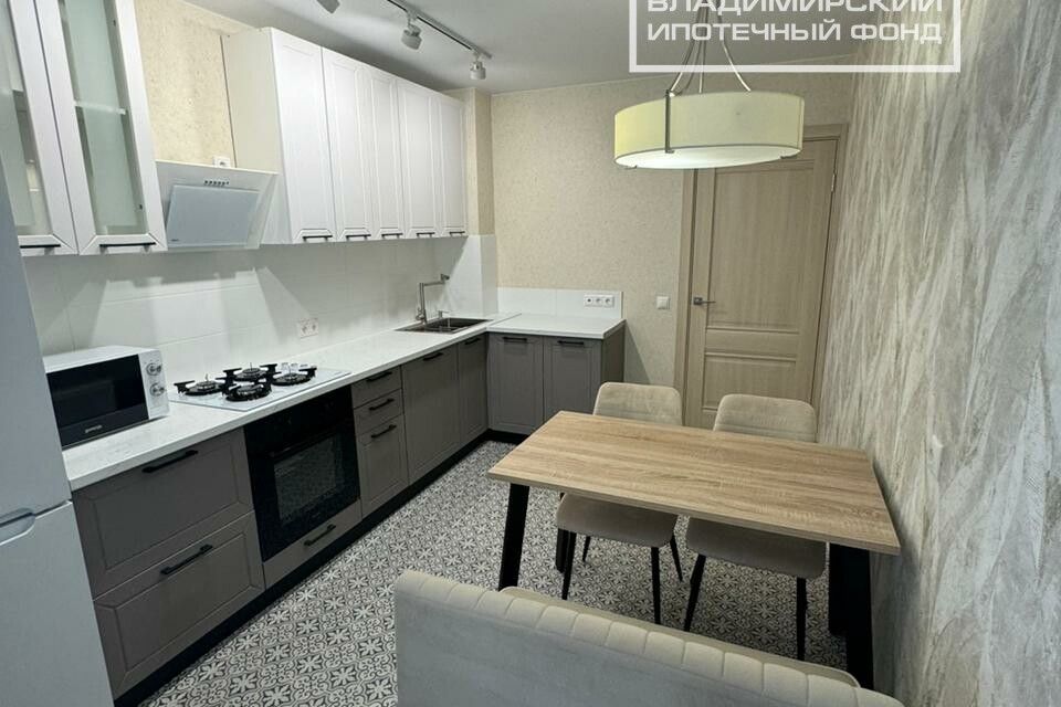 Сдаётся 2-комнатная квартира, 55 м²