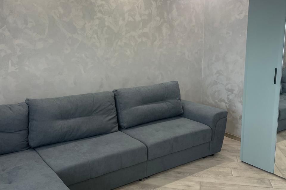 Продаётся 1-комнатная квартира, 37.2 м²
