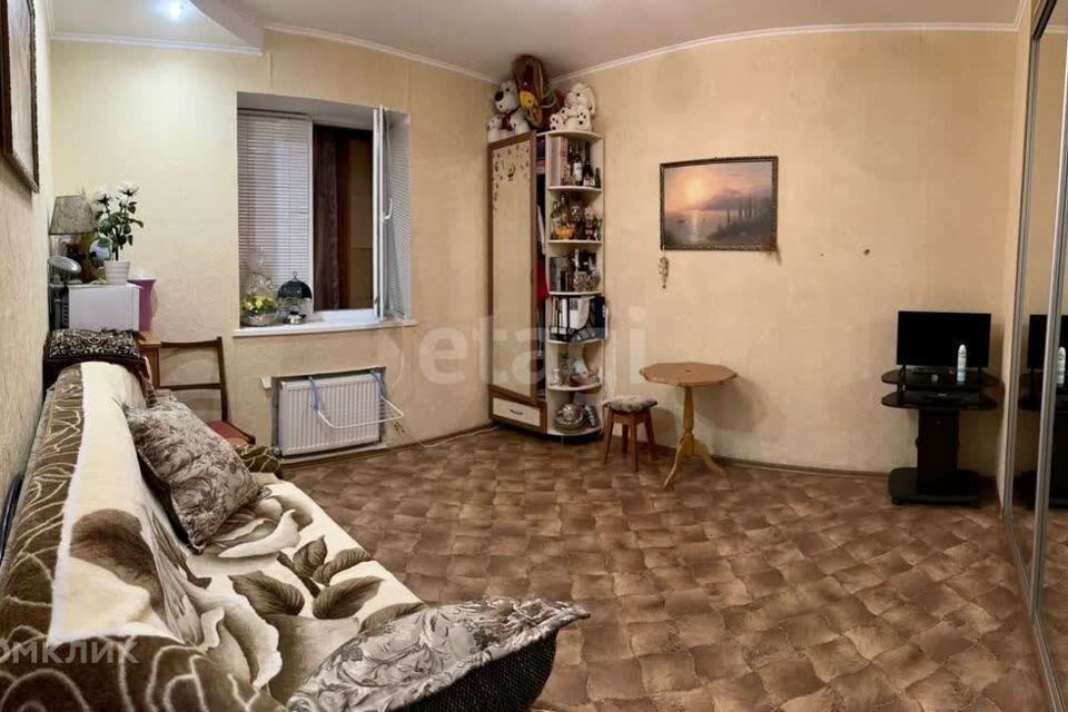 Продаётся 1-комнатная квартира, 41 м²