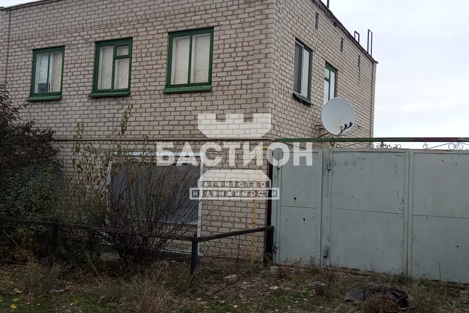 Продаётся 2-этажный дом, 200 м²