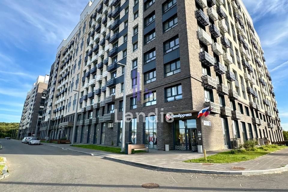 Продаётся 1-комнатная квартира, 42.8 м²
