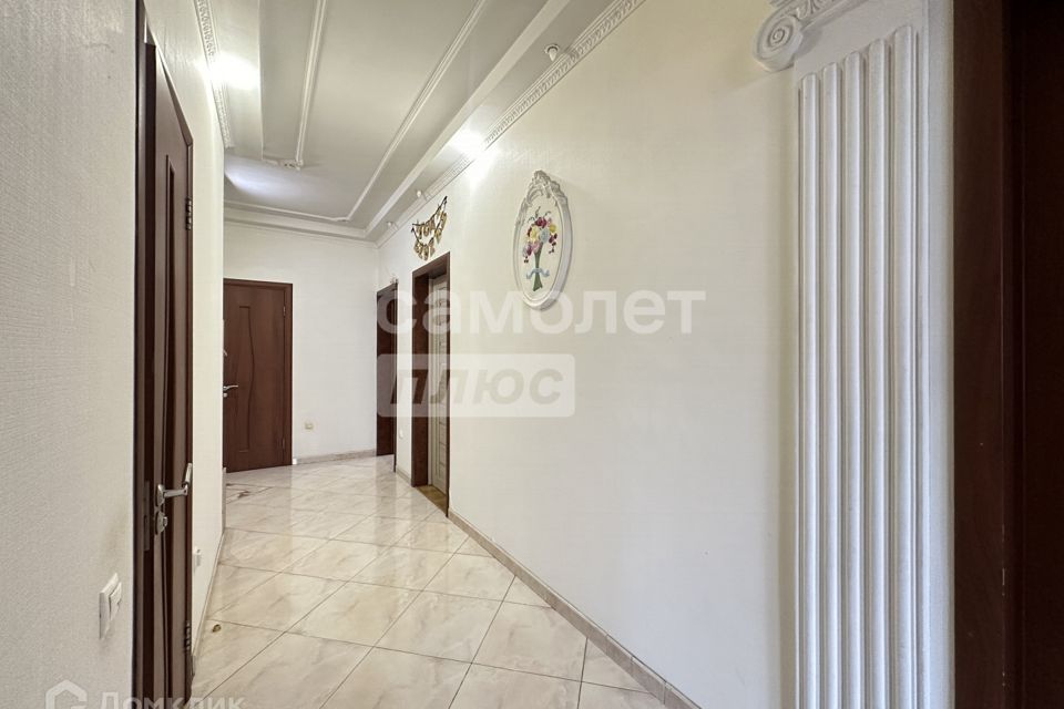 Продаётся 3-комнатная квартира, 92.8 м²