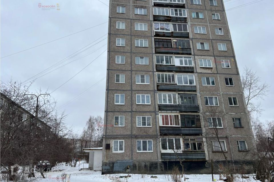 Продаётся 4-комнатная квартира, 68.4 м²