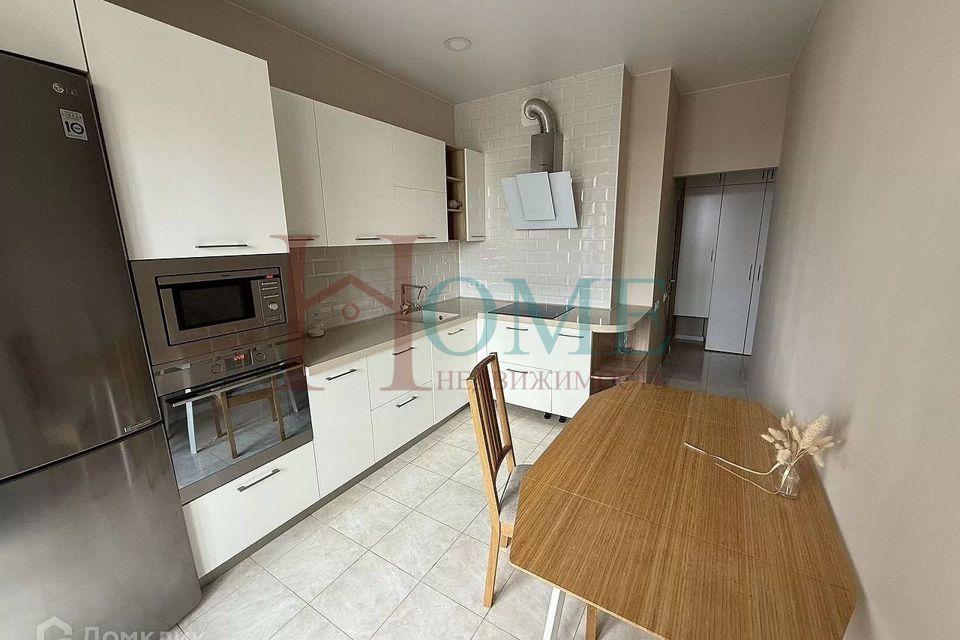 Сдаётся 1-комнатная квартира, 40 м²