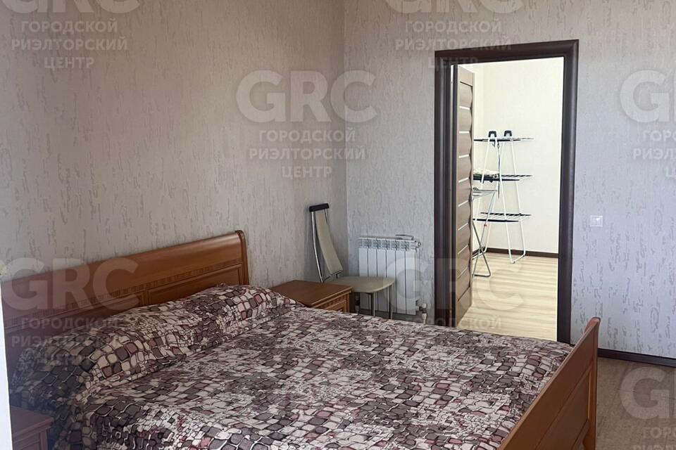 Продаётся 3-комнатная квартира, 120 м²