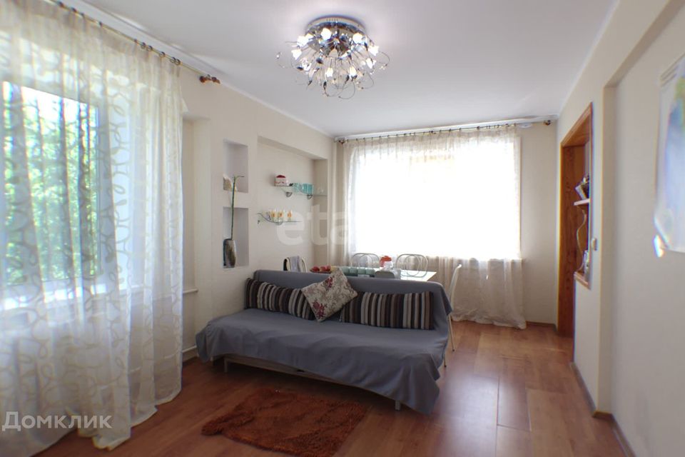 Продаётся 3-комнатная квартира, 71.7 м²