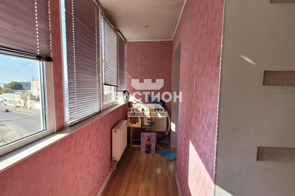 Продаётся 3-комнатная квартира, 60.9 м²