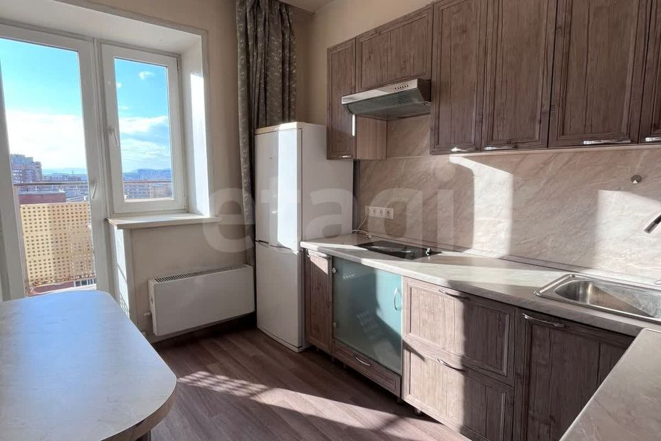 Сдаётся 1-комнатная квартира, 40 м²