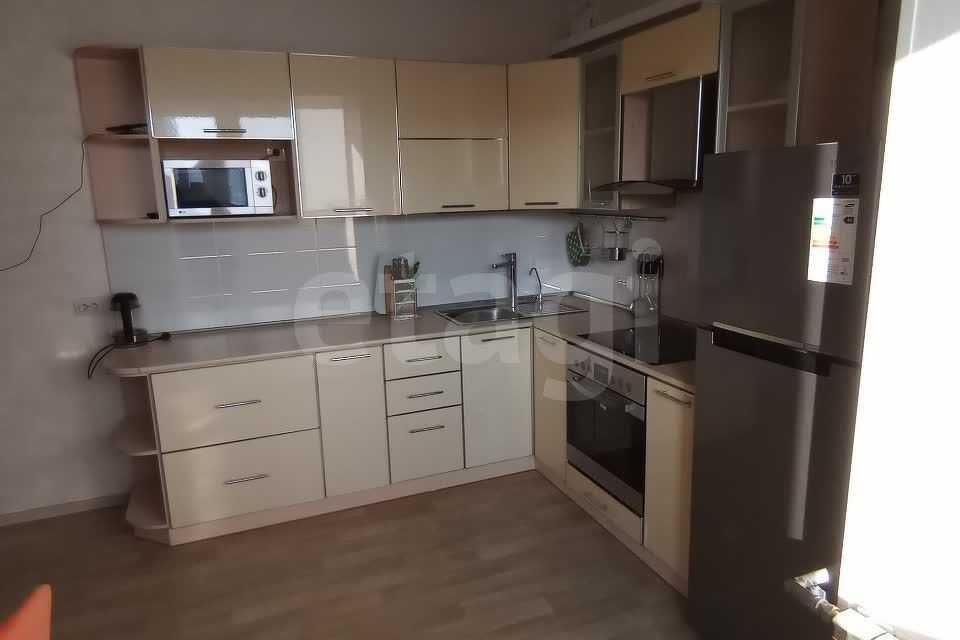 Сдаётся 1-комнатная квартира, 43 м²