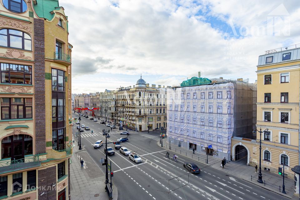 Продаётся 4-комнатная квартира, 128.6 м²