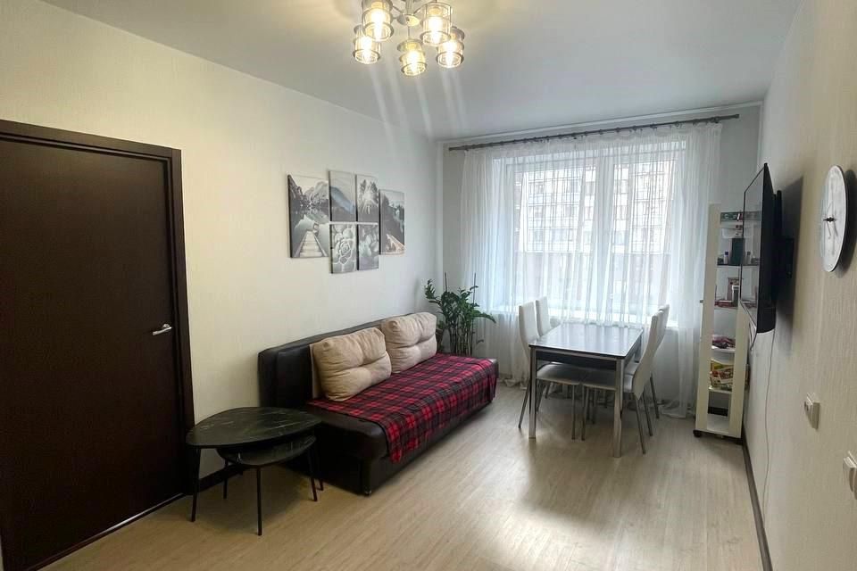 Продаётся 4-комнатная квартира, 64.8 м²