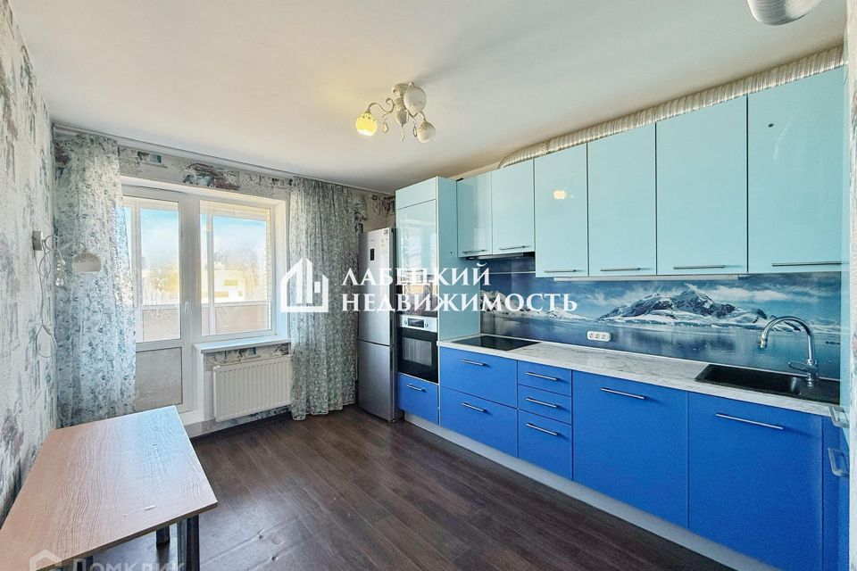 Продаётся 3-комнатная квартира, 74.5 м²