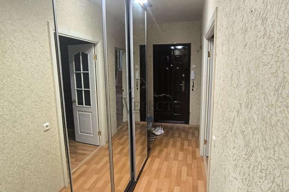 Продаётся 3-комнатная квартира, 65 м²