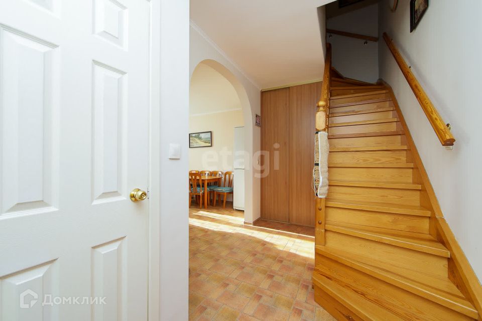 Продаётся 3-комнатная квартира, 93.3 м²