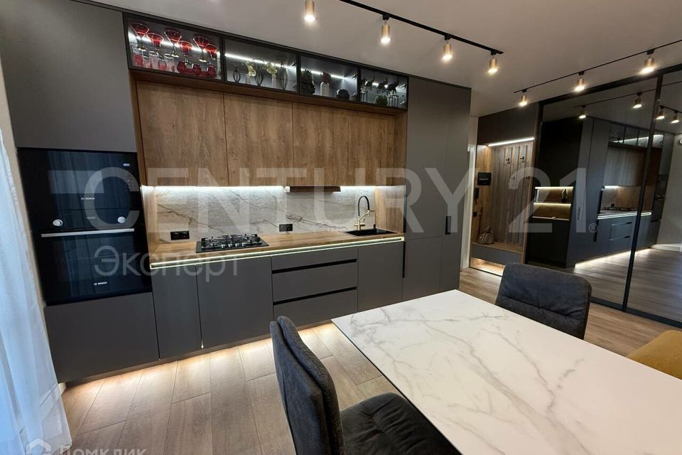 Продаётся 2-комнатная квартира, 66.3 м²