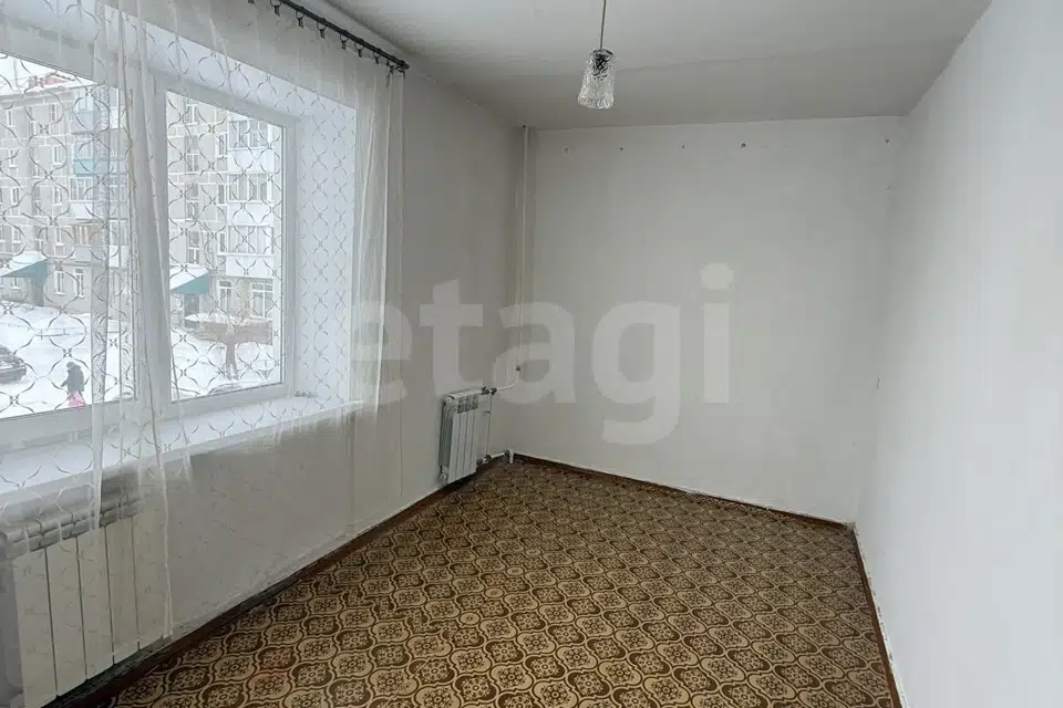 Продаётся 3-комнатная квартира, 51.5 м²
