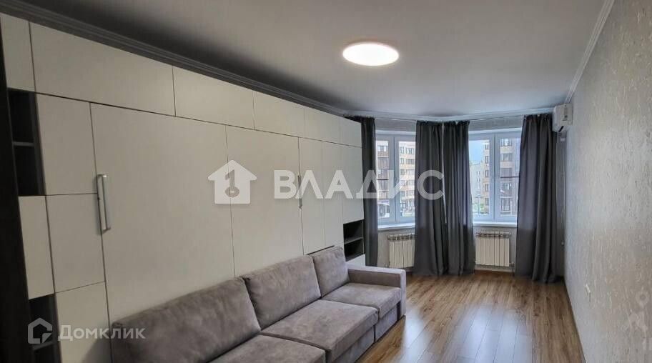 Продаётся 1-комнатная квартира, 45.5 м²