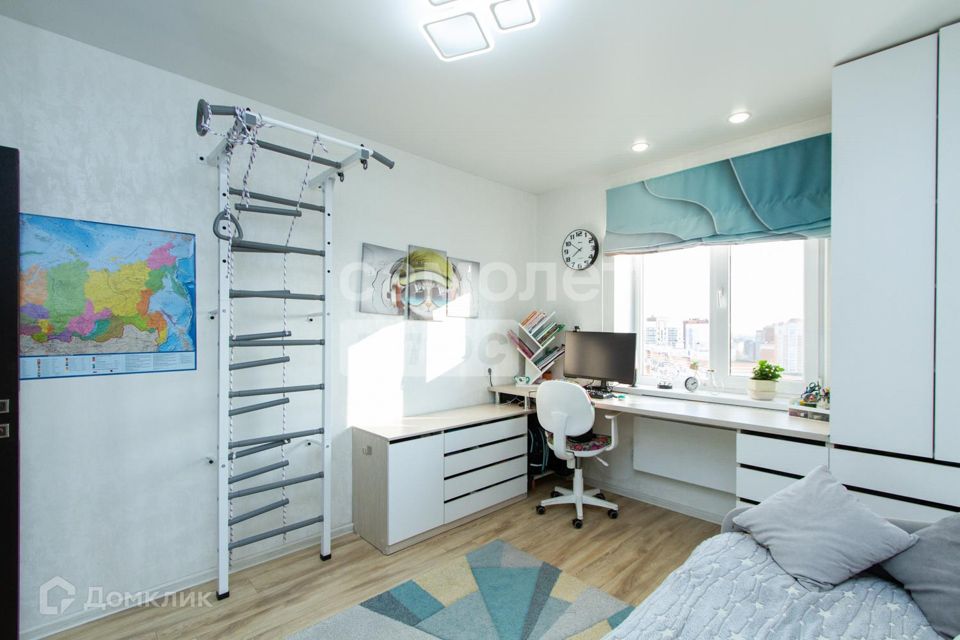 Продаётся 3-комнатная квартира, 59.5 м²