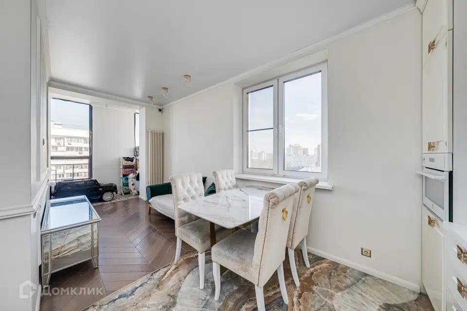 Продаётся 2-комнатная квартира, 53.6 м²
