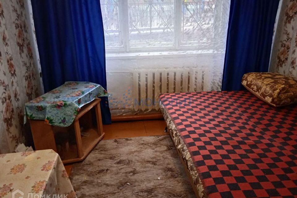 Продаётся комната в 8-комн. квартире, 14.5 м²