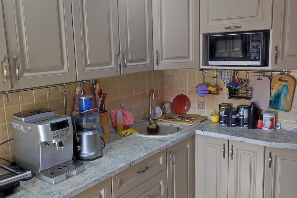 Продаётся 3-комнатная квартира, 60.7 м²