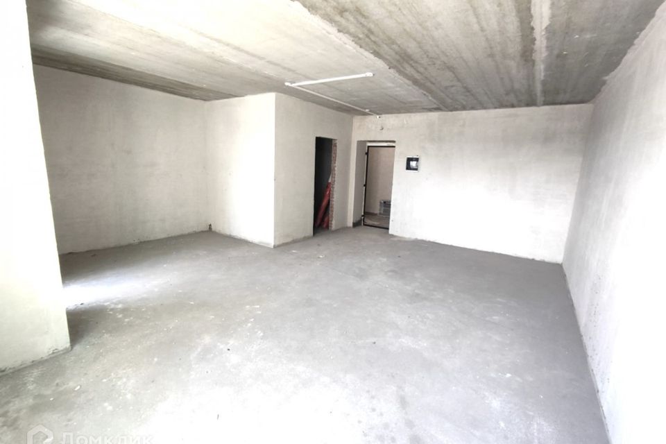 Продаётся 1-комнатная квартира, 43 м²