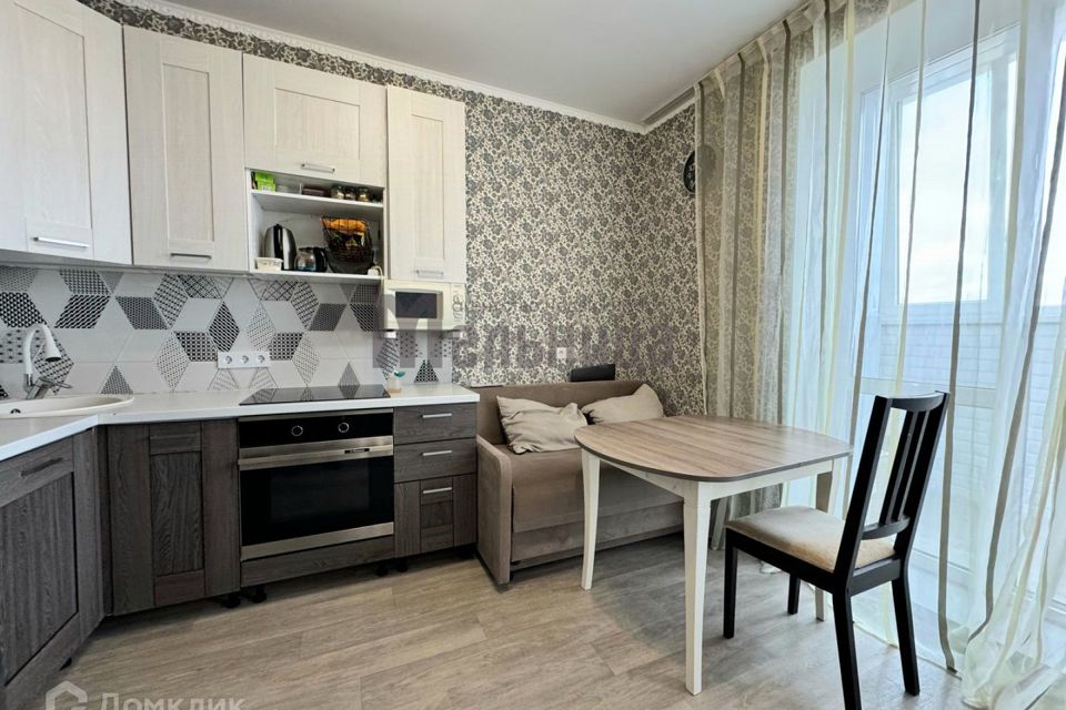 Продаётся 1-комнатная квартира, 38.6 м²