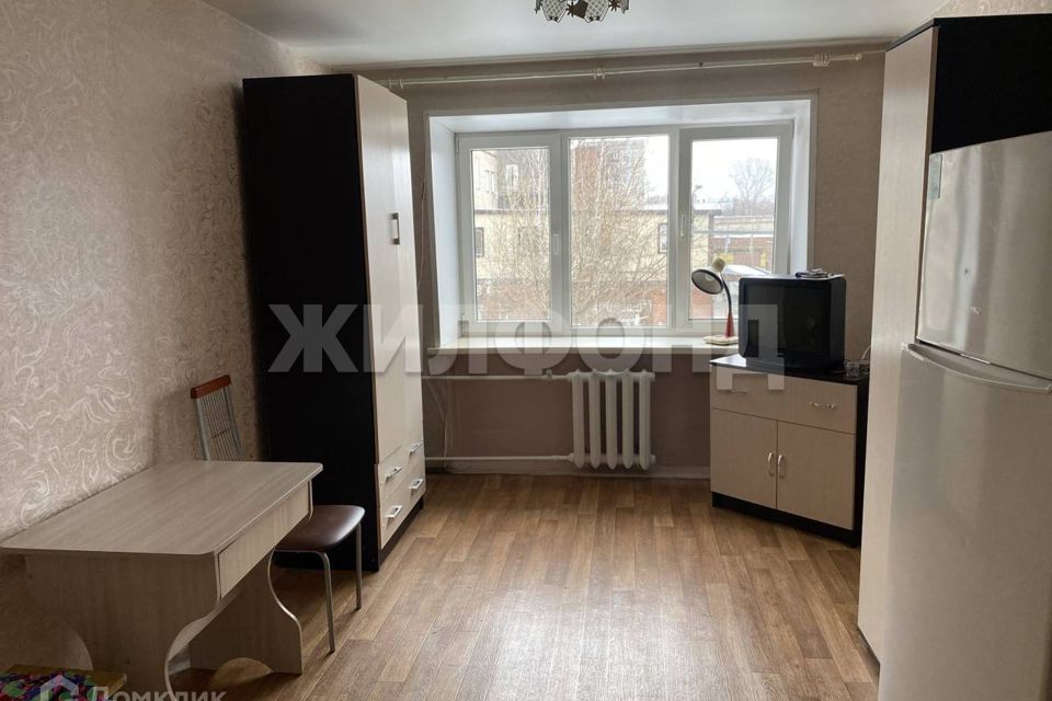 Продаётся комната в 1-комн. квартире, 13.5 м²